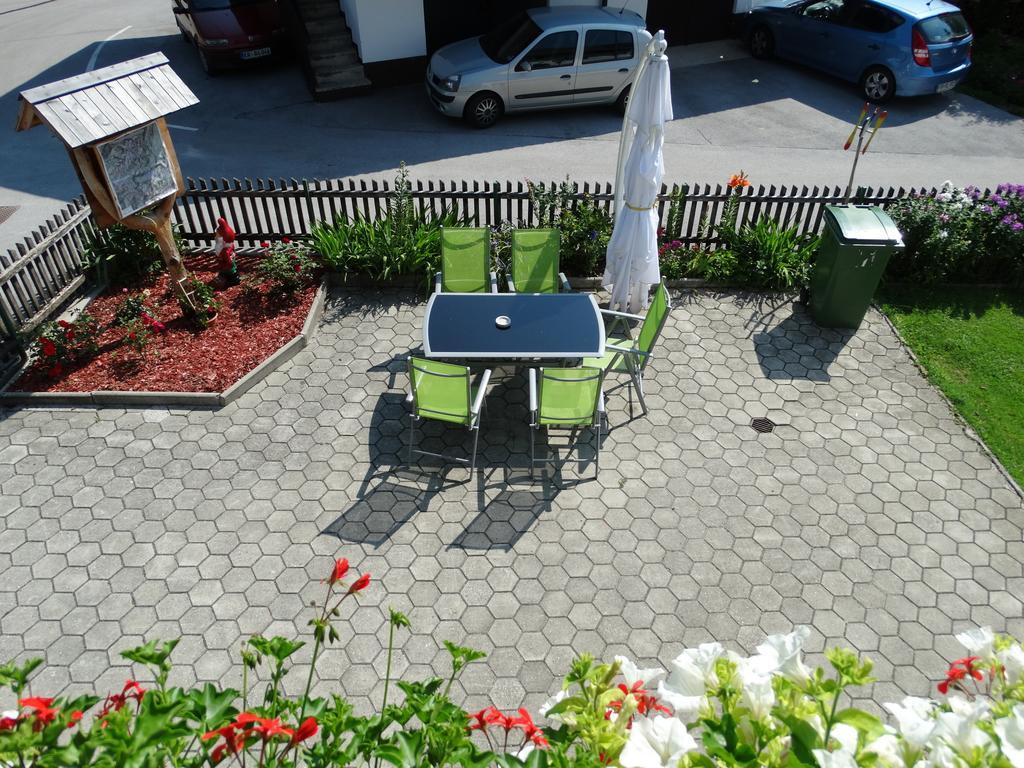 Apartments Stros بوينج المظهر الخارجي الصورة